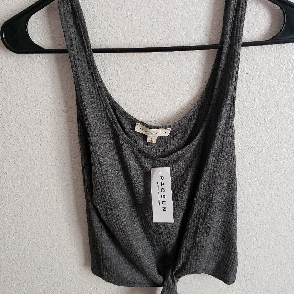 Grey cropped top